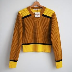 Marni v neck long sleeve uniqlo pullover sweater size medium